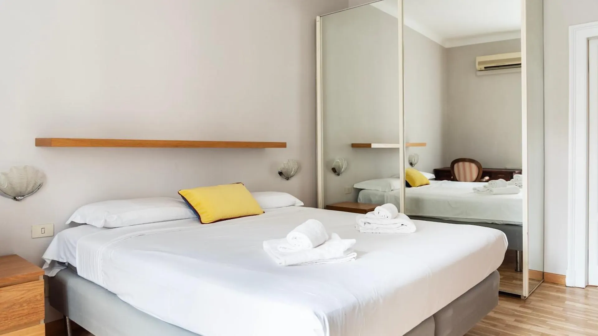 Youhosty - Donatello 32 Daire Milano İtalya